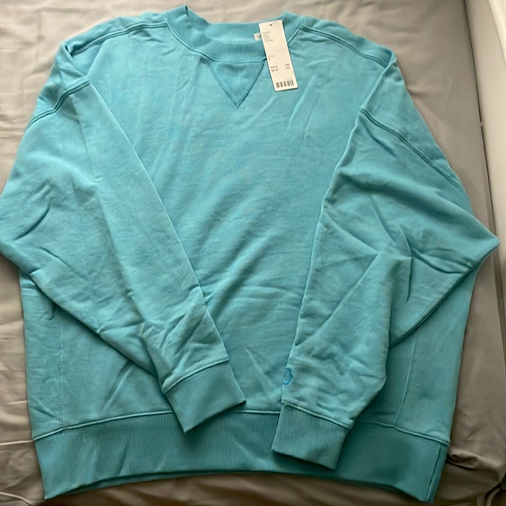 small oversized urban outfitters sweater!